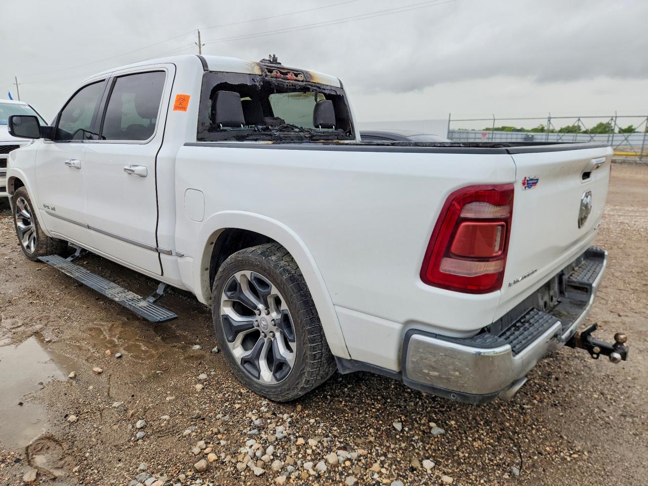2020 RAM 1500 LIMITED — снимка 2