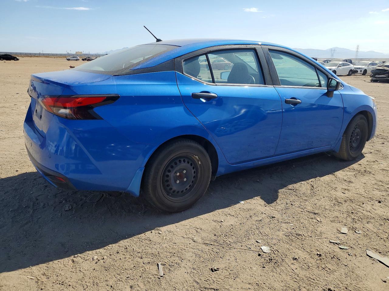 2021 NISSAN VERSA S — снимка 3