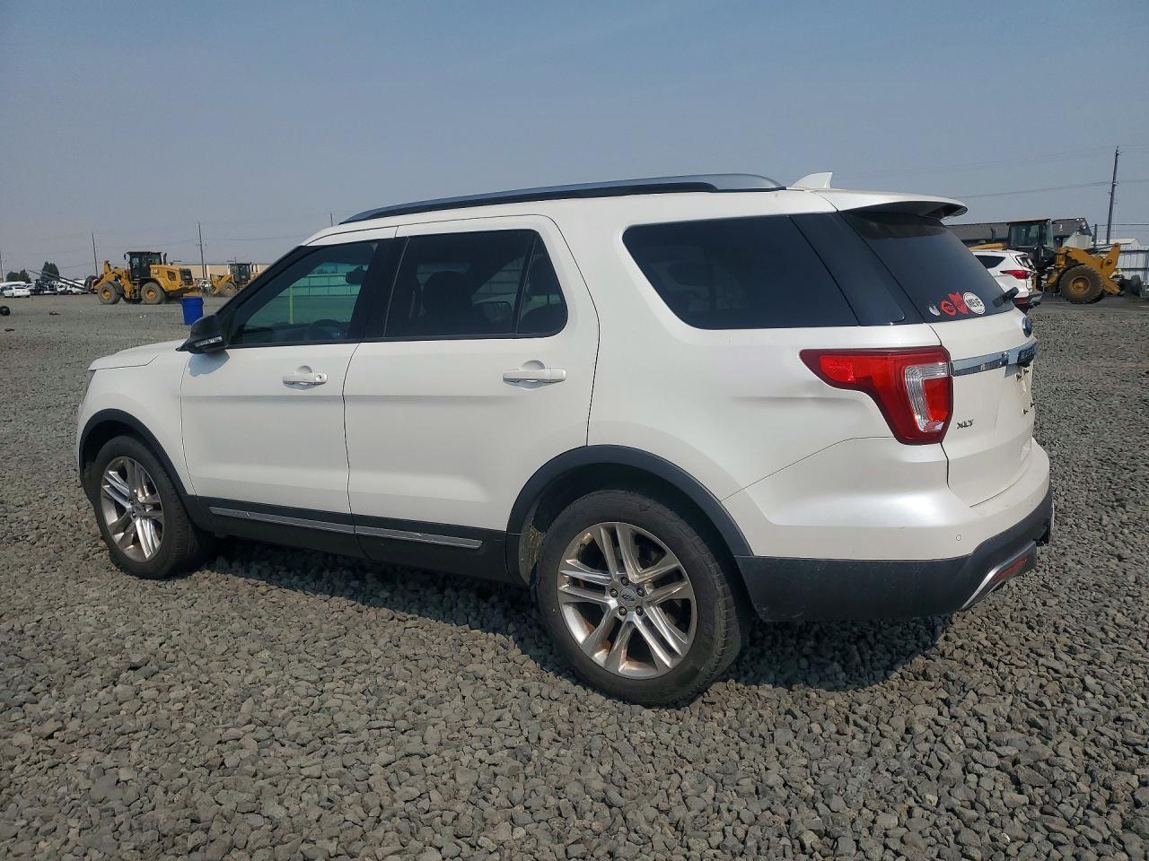 2016 FORD EXPLORER XLT — снимка 2