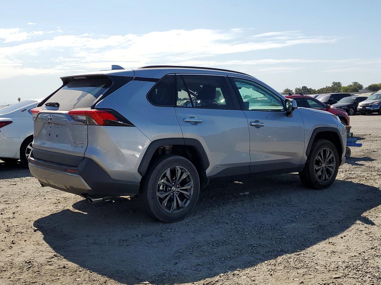 2024 TOYOTA RAV4 LIMITED — снимка 3