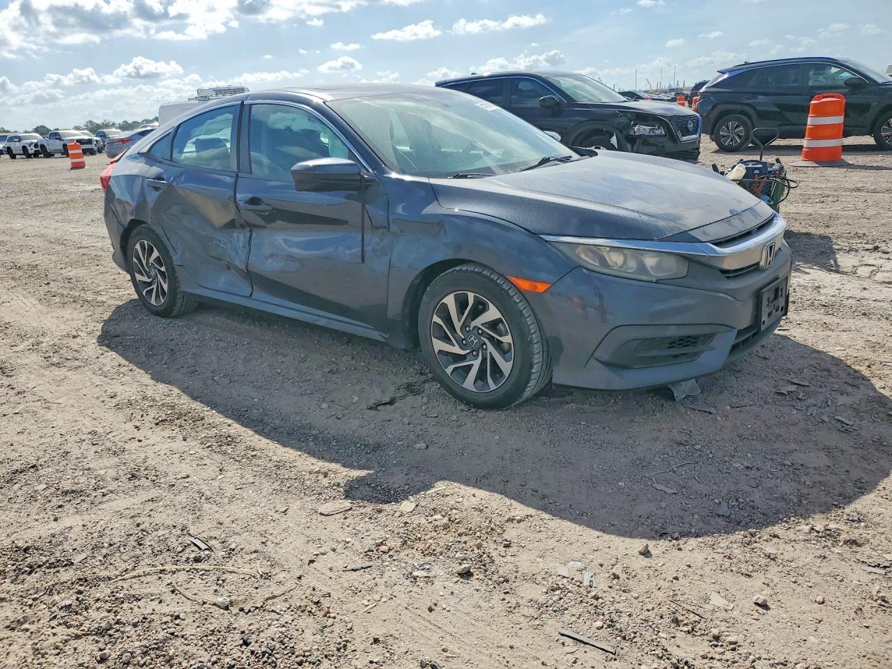 2017 HONDA CIVIC EX — снимка 4