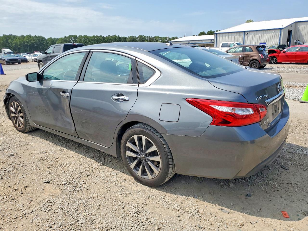 2017 NISSAN ALTIMA 2.5 SV — снимка 2