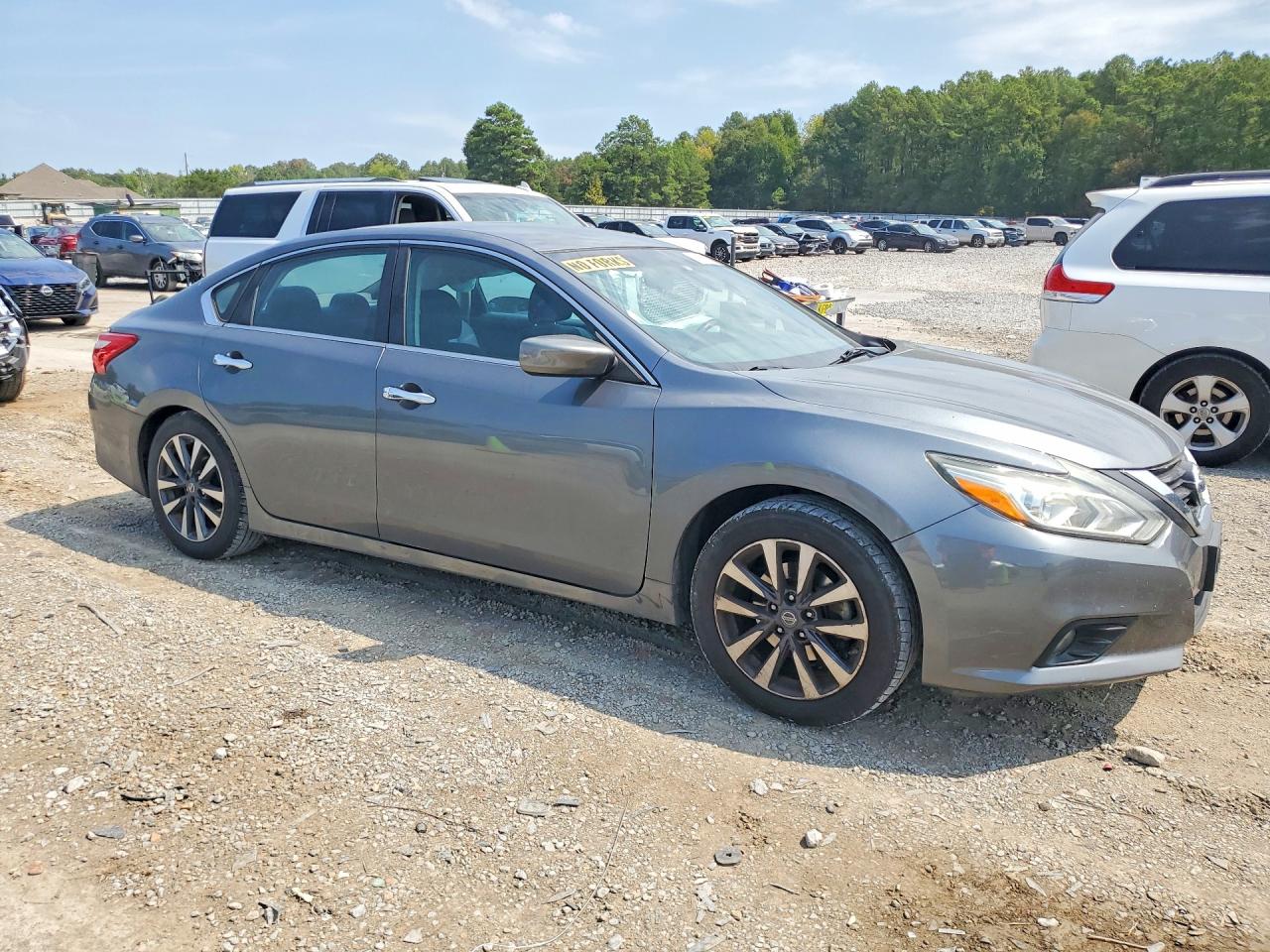 2017 NISSAN ALTIMA 2.5 SV — снимка 4