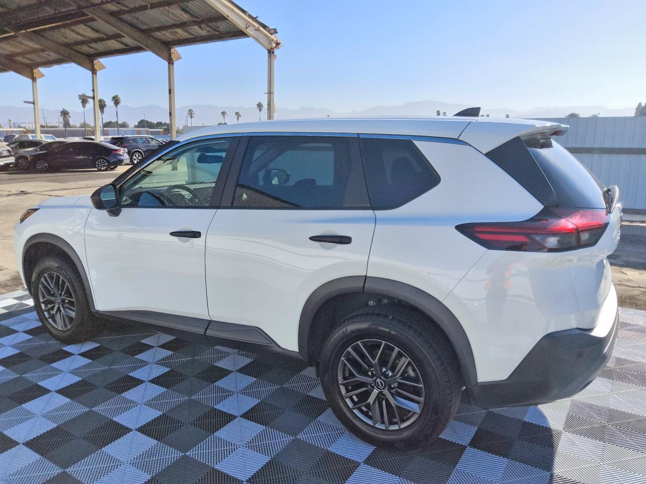 2023 NISSAN ROGUE S — снимка 2