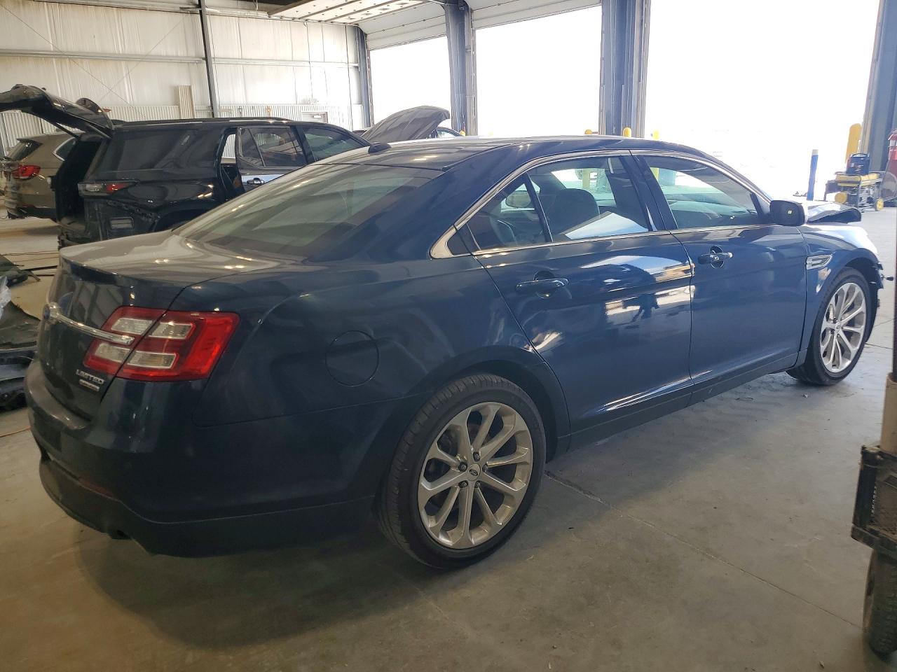 2017 FORD TAURUS LIMITED — снимка 3