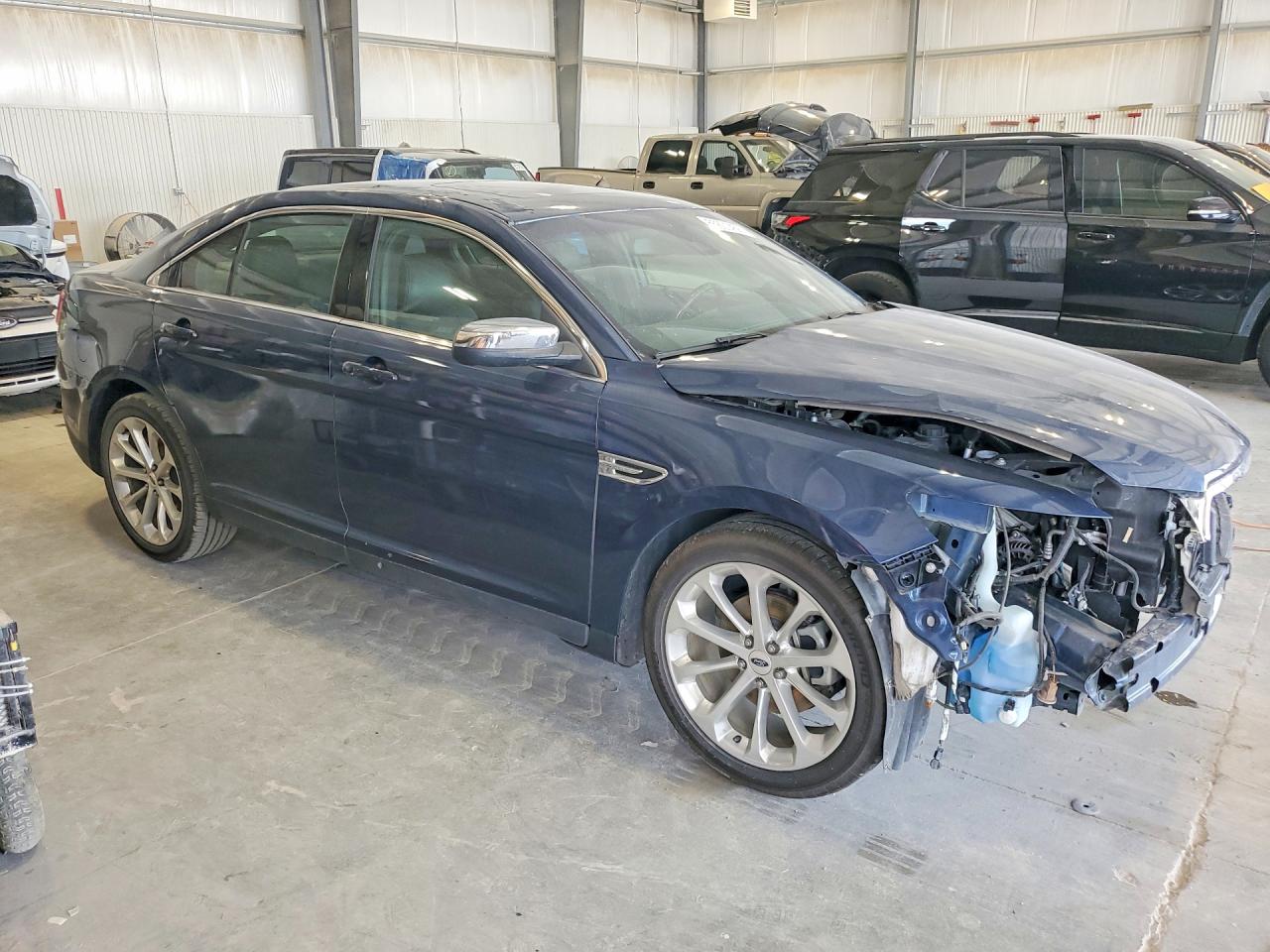 2017 FORD TAURUS LIMITED — снимка 4
