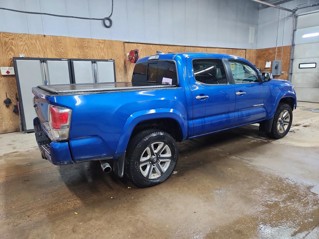 2017 TOYOTA TACOMA LIMITED — снимка 3