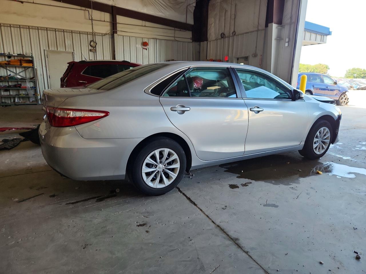 2015 TOYOTA CAMRY LE — снимка 3