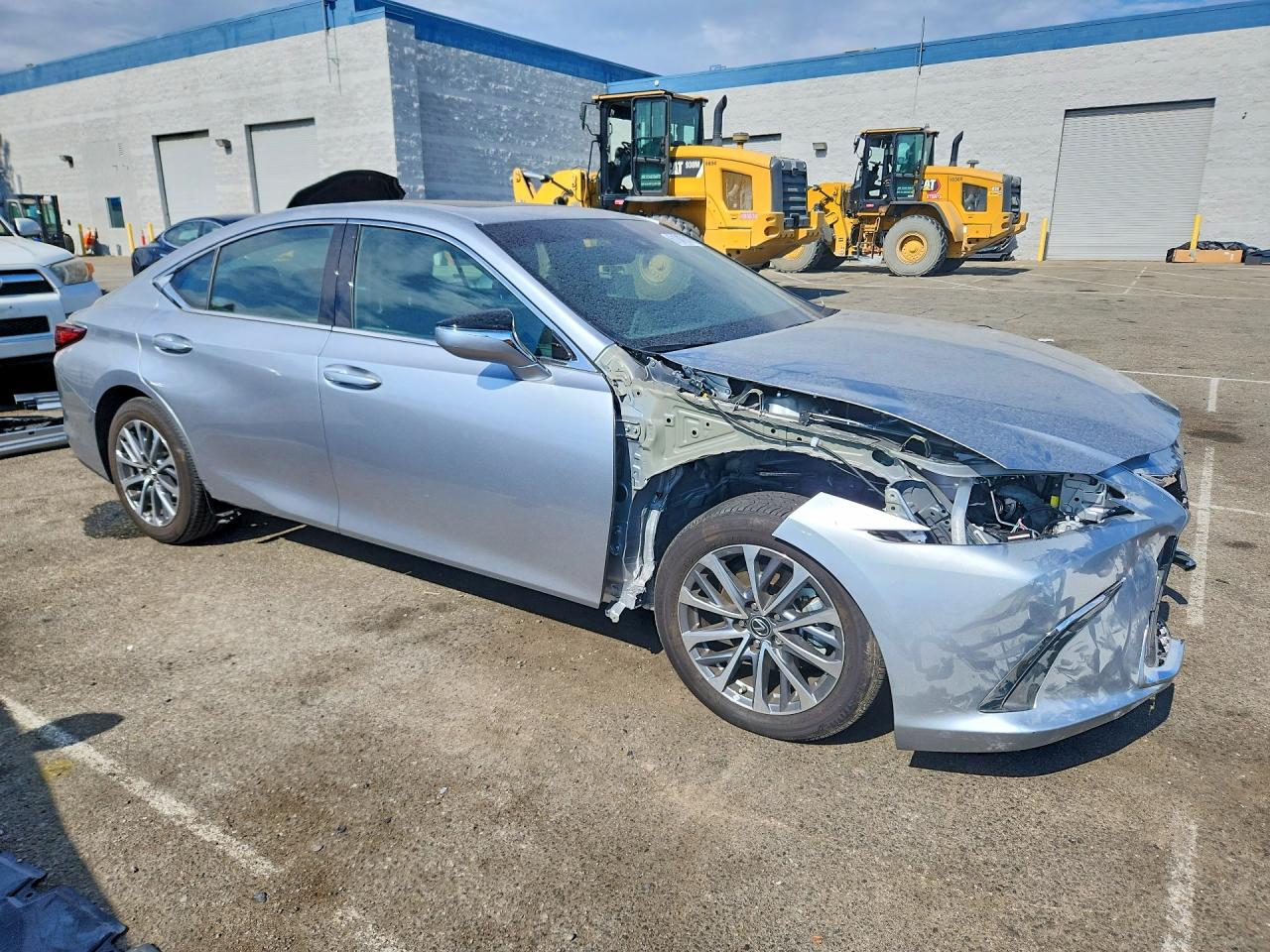 2025 LEXUS ES 350 BASE — снимка 4