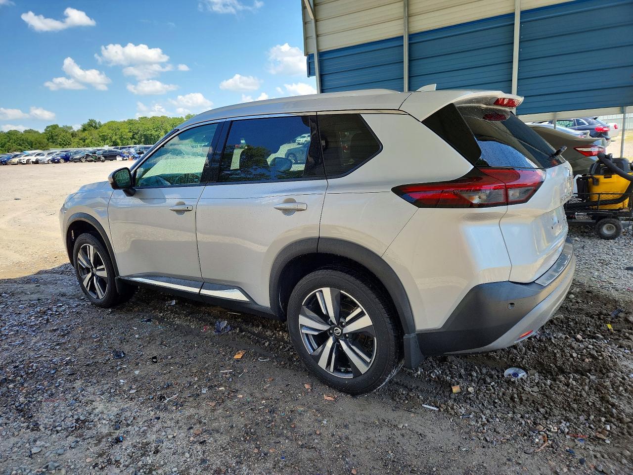 2021 NISSAN ROGUE SL — снимка 2