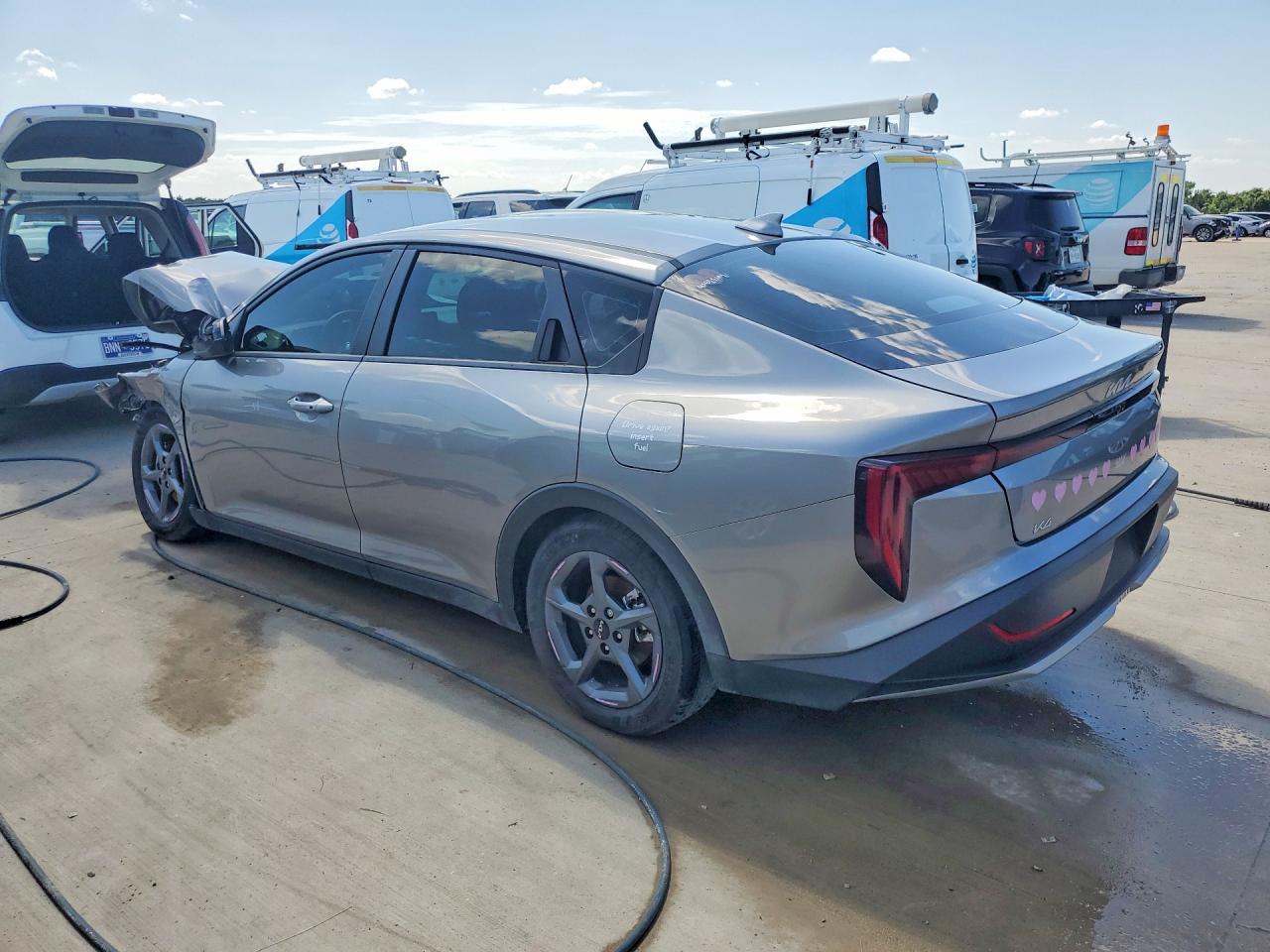 2025 KIA K4 LXS — снимка 2
