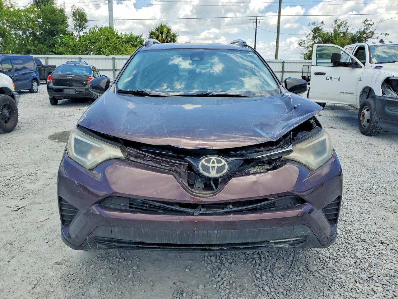 2017 TOYOTA RAV4 LE — снимка 5