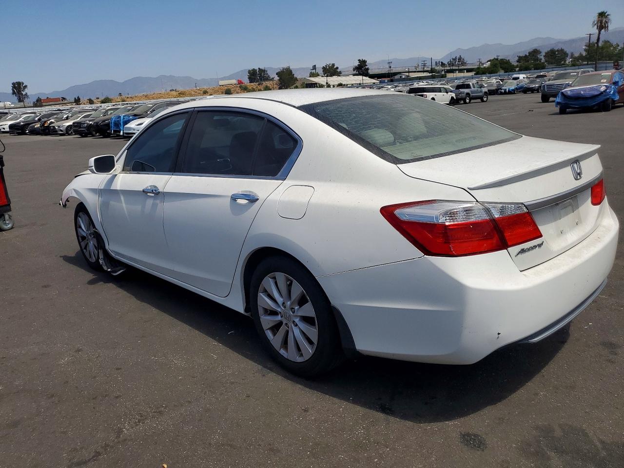 2015 HONDA ACCORD EX — снимка 2