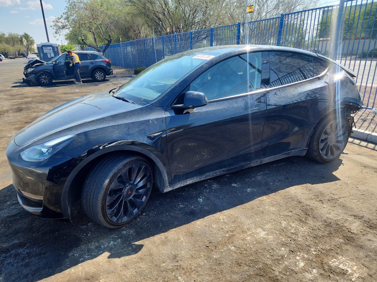 2023 TESLA MODEL Y