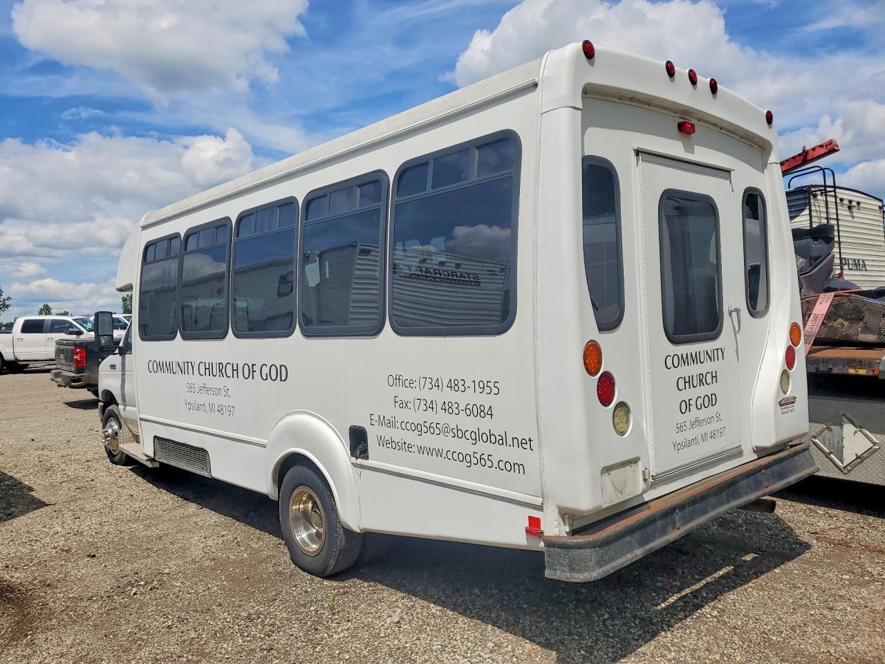 2015 FORD ECONOLINE E450 SUPER DUTY CUTAWAY VAN — снимка 2
