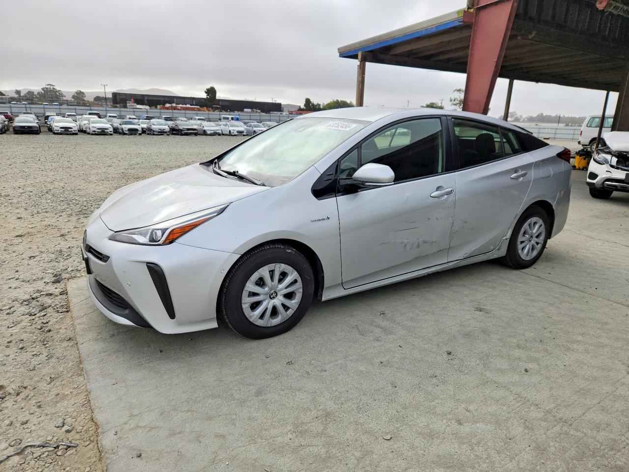 2019 TOYOTA PRIUS LE