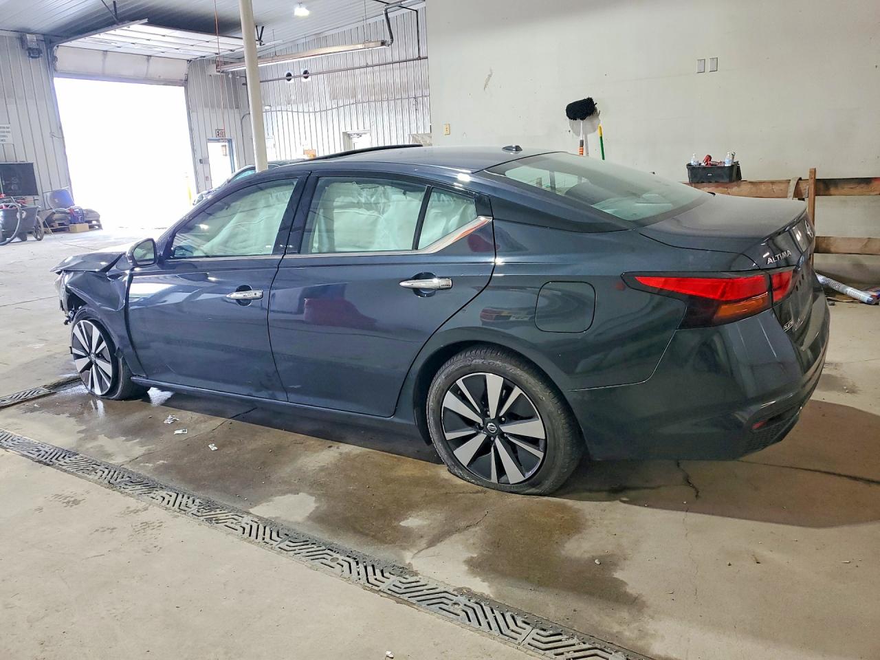 2019 NISSAN ALTIMA SL — снимка 2