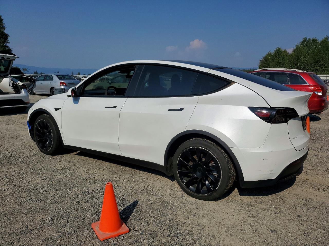 2020 TESLA MODEL Y — снимка 2