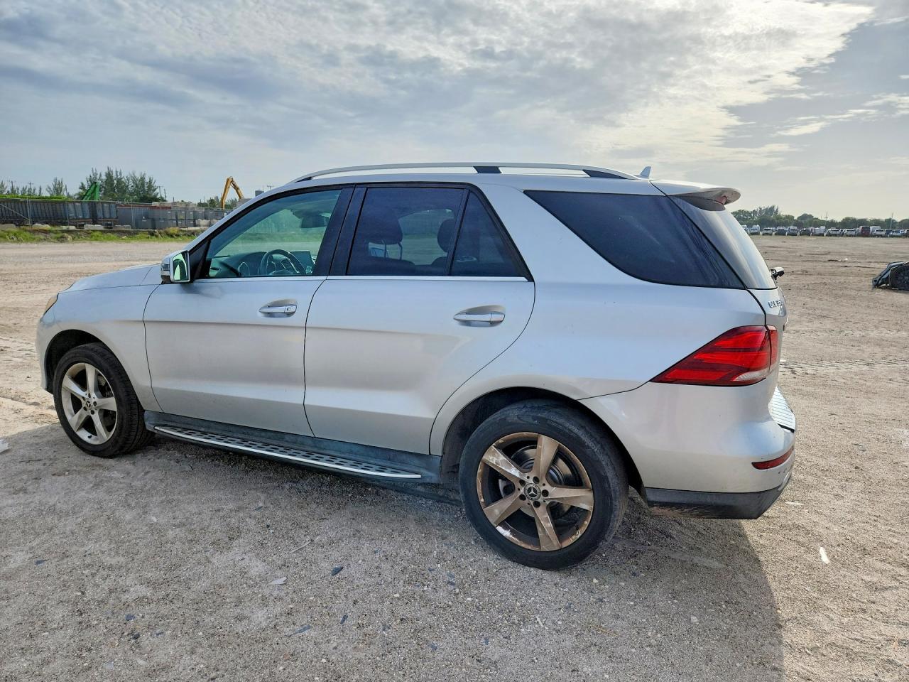 2016 MERCEDES-BENZ GLE 350 — снимка 2