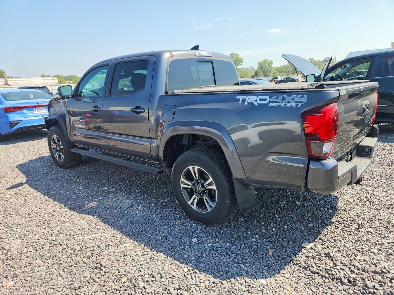 2019 TOYOTA TACOMA TRD SPORT — снимка 2