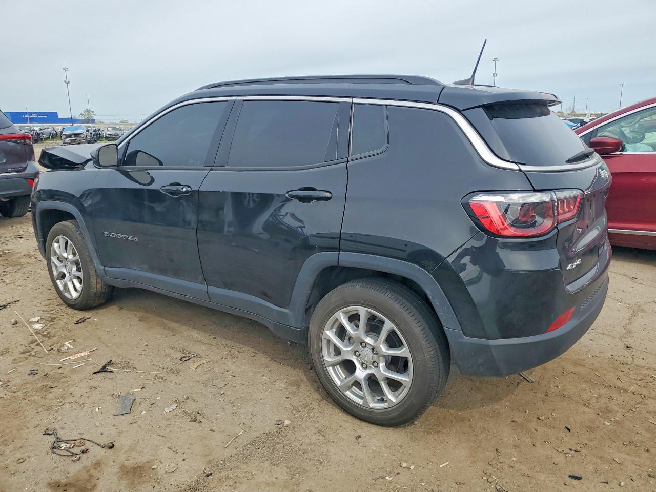 2024 JEEP COMPASS LATITUDE LUX — снимка 2