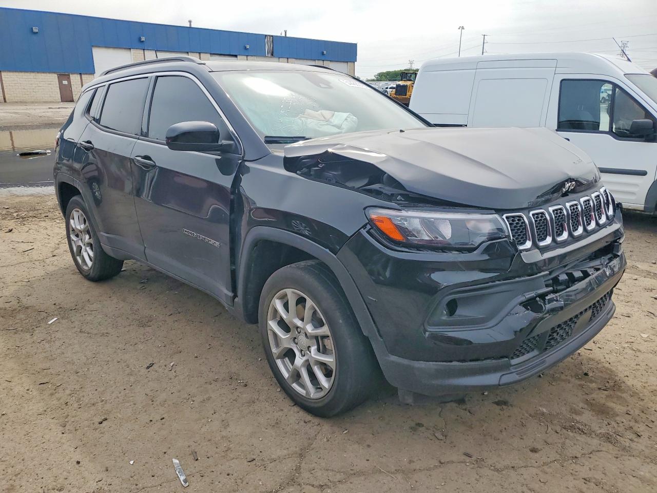 2024 JEEP COMPASS LATITUDE LUX — снимка 4
