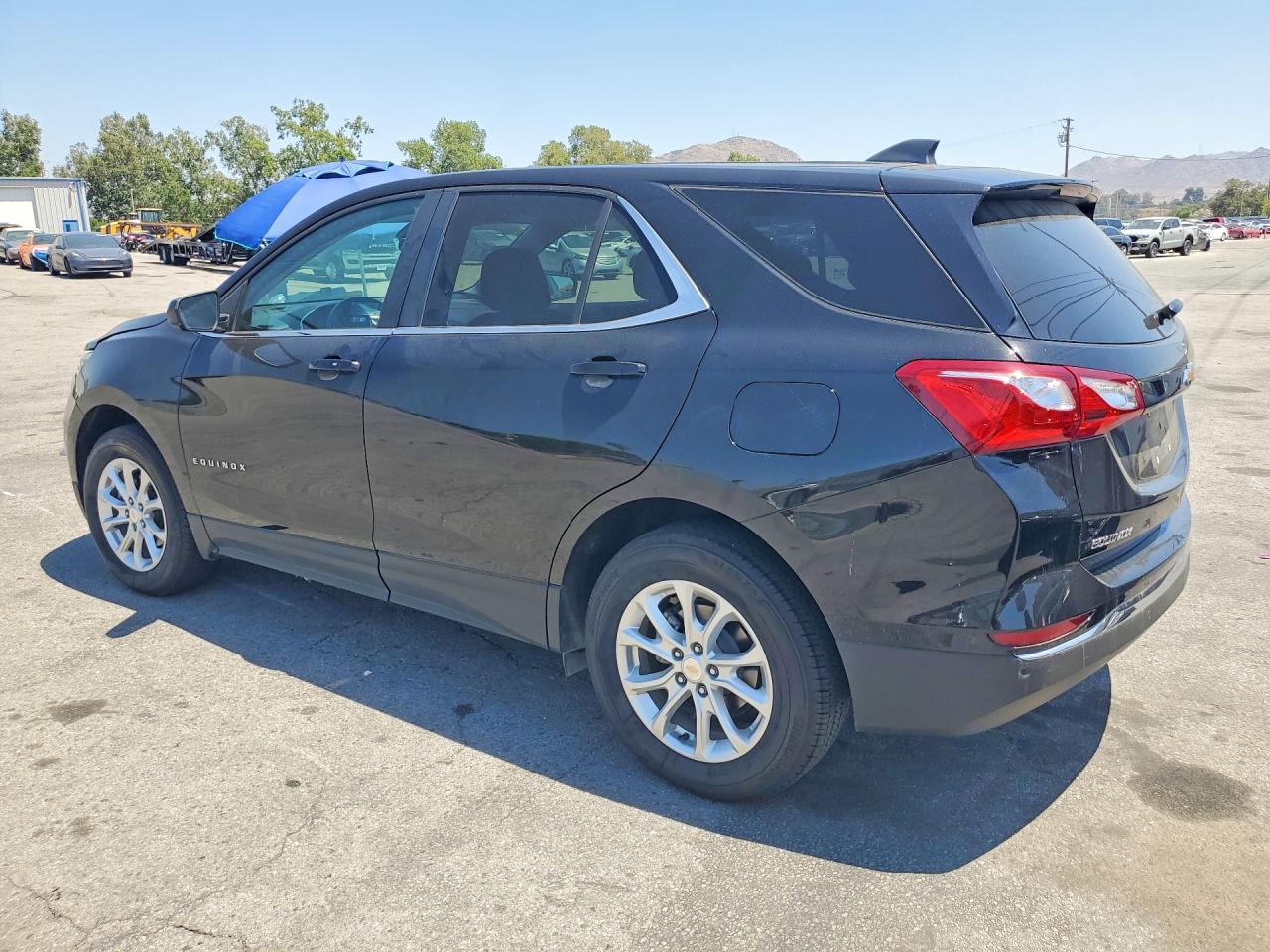 2021 CHEVROLET EQUINOX LT — снимка 2