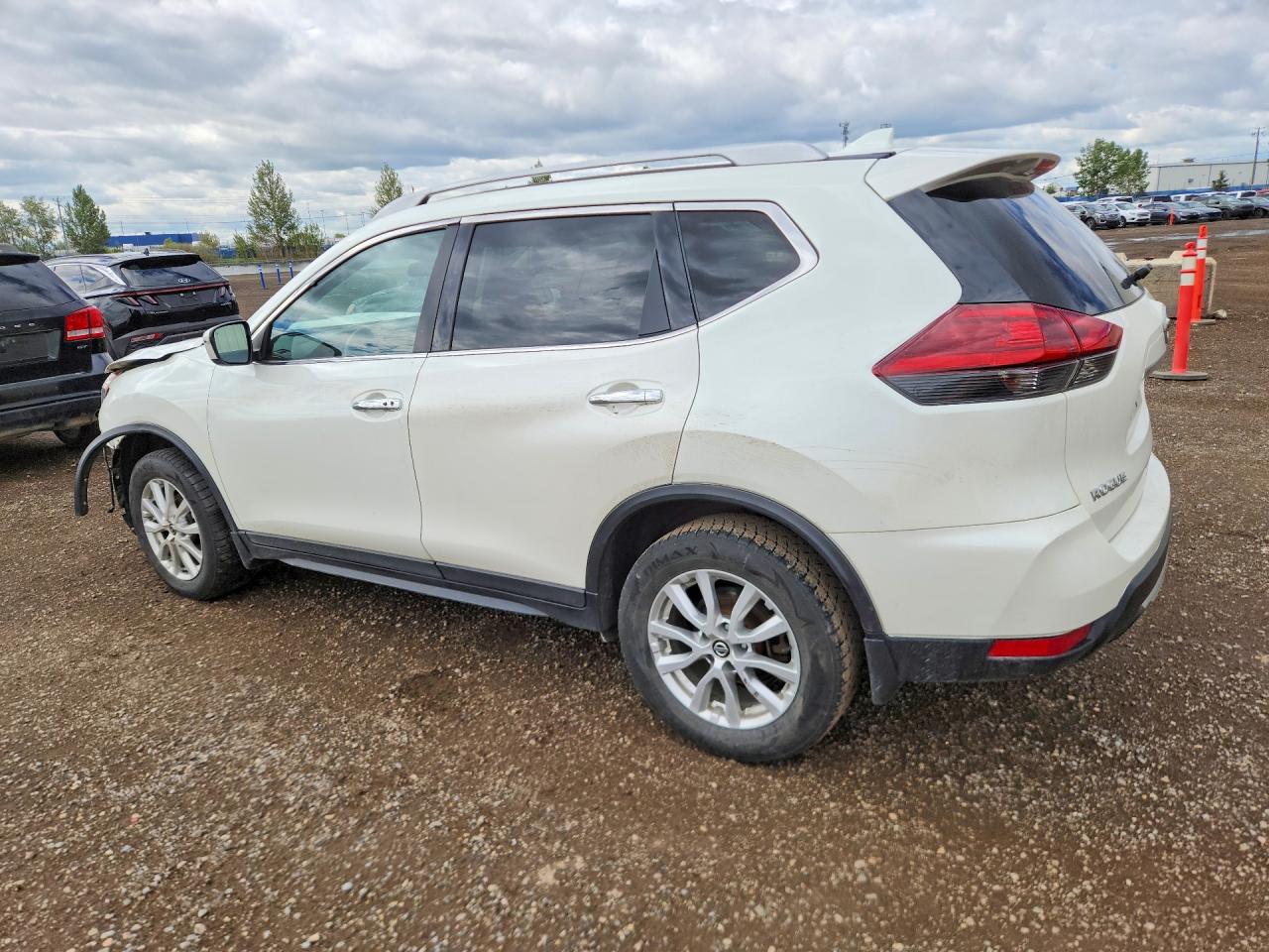 2019 NISSAN ROGUE S — снимка 2