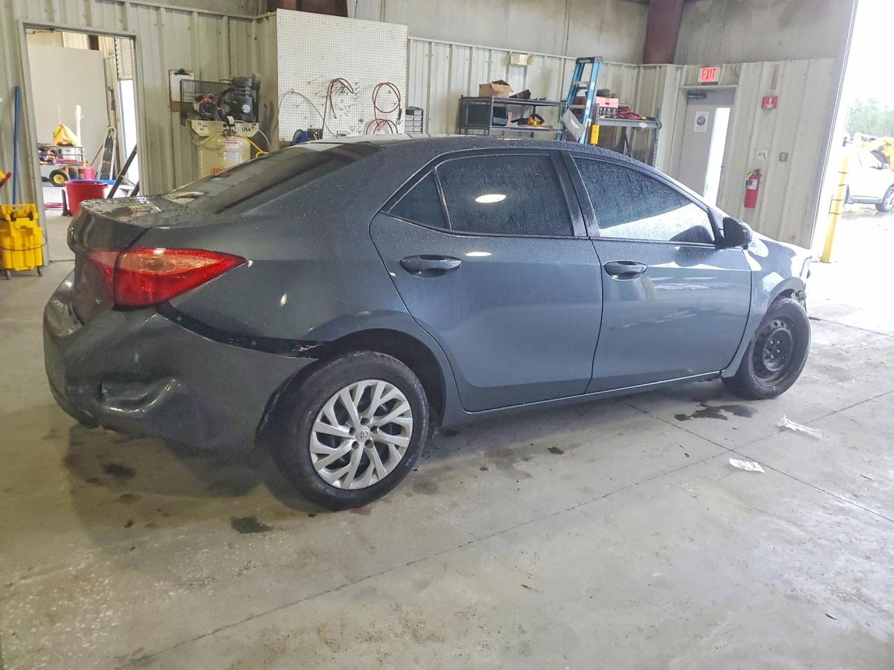 2017 TOYOTA COROLLA LE — снимка 3