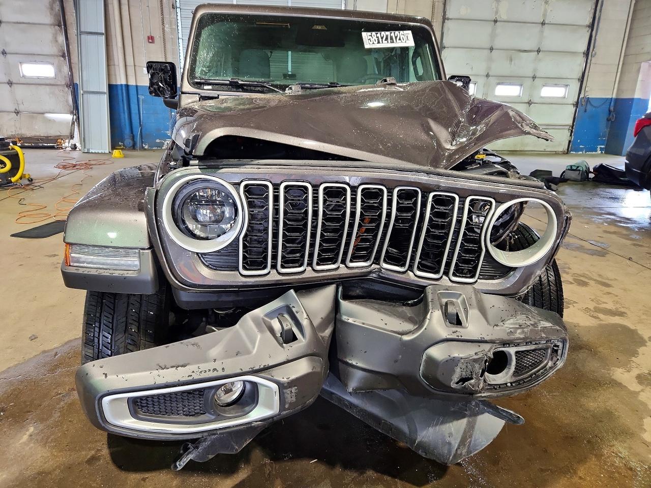 2026 JEEP WRANGLER SAHARA — снимка 5