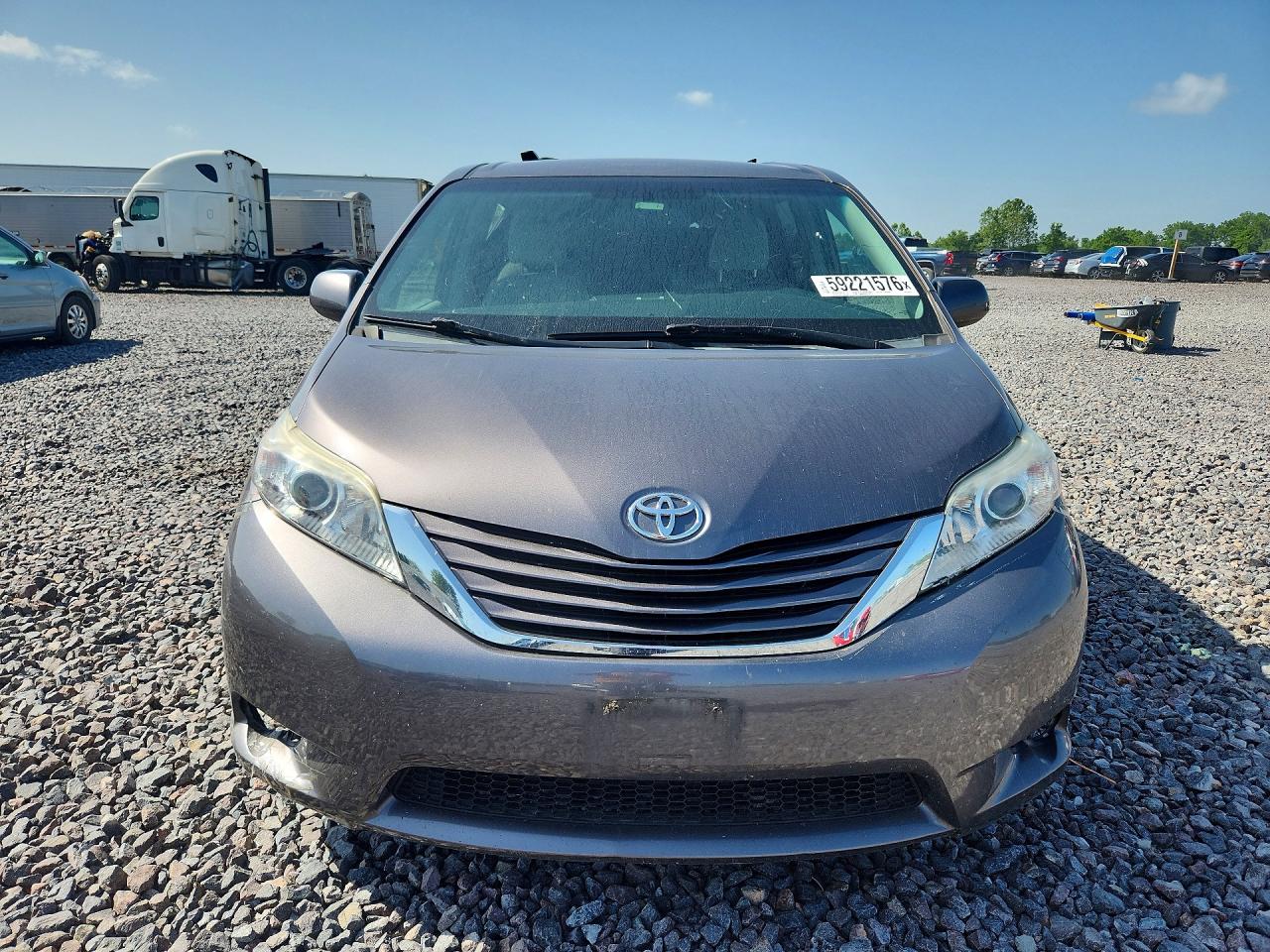 2015 TOYOTA SIENNA LE — снимка 5
