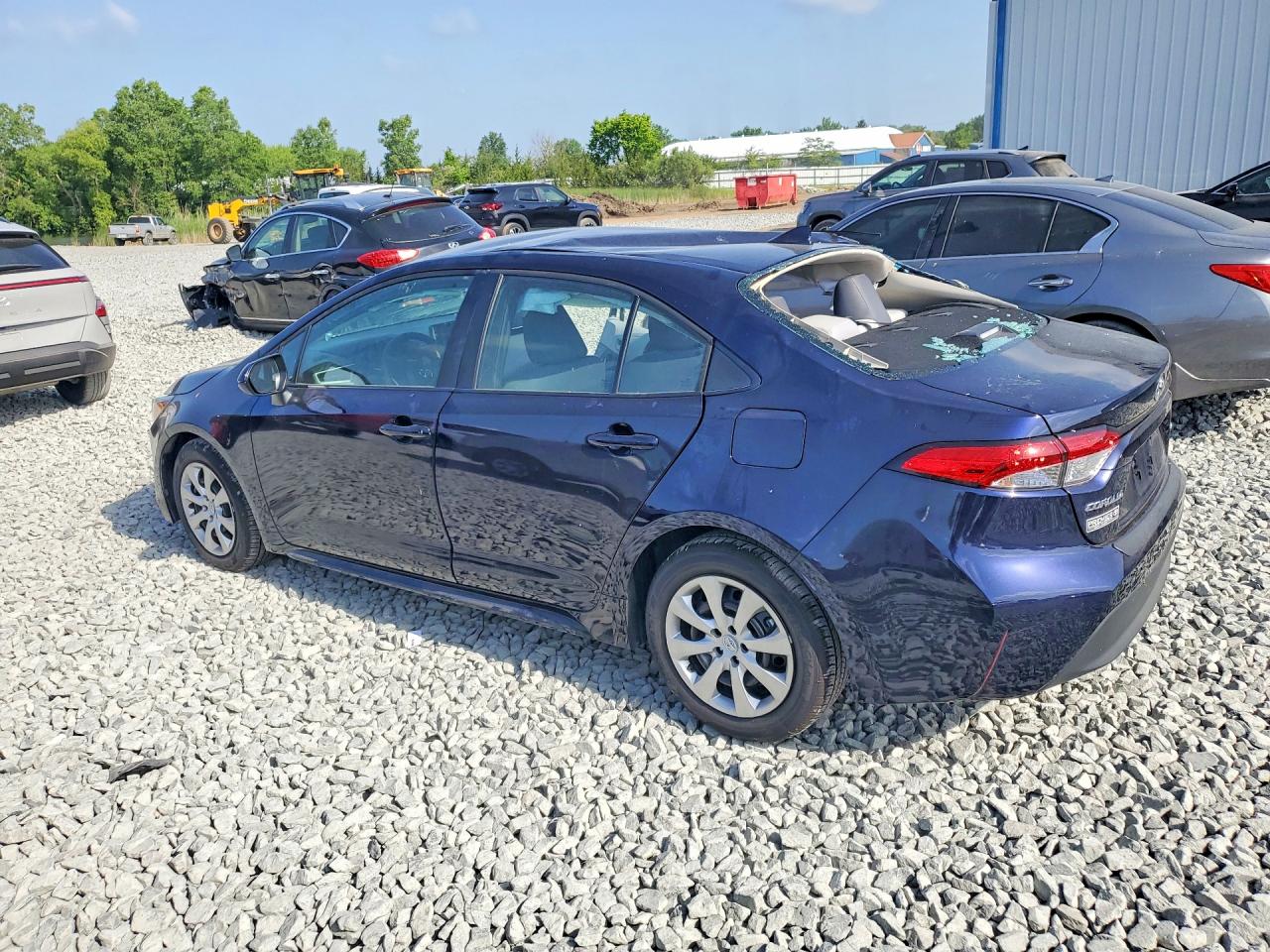 2025 TOYOTA COROLLA LE — снимка 2