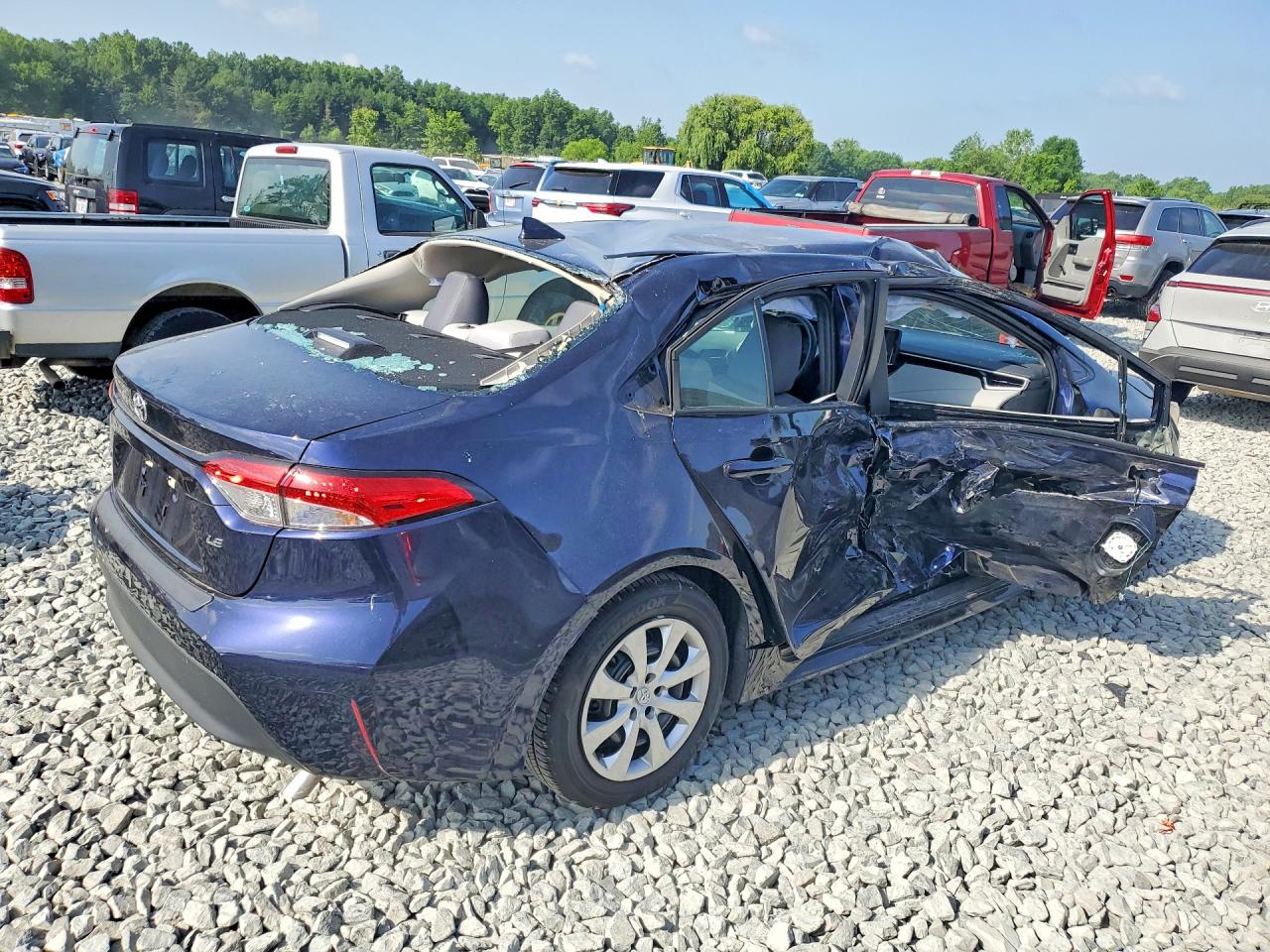 2025 TOYOTA COROLLA LE — снимка 3