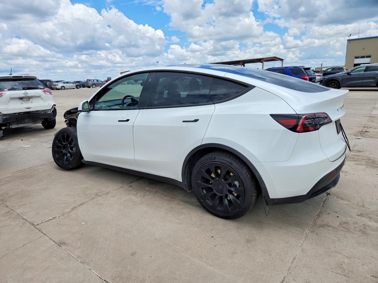 2023 TESLA MODEL Y — снимка 2