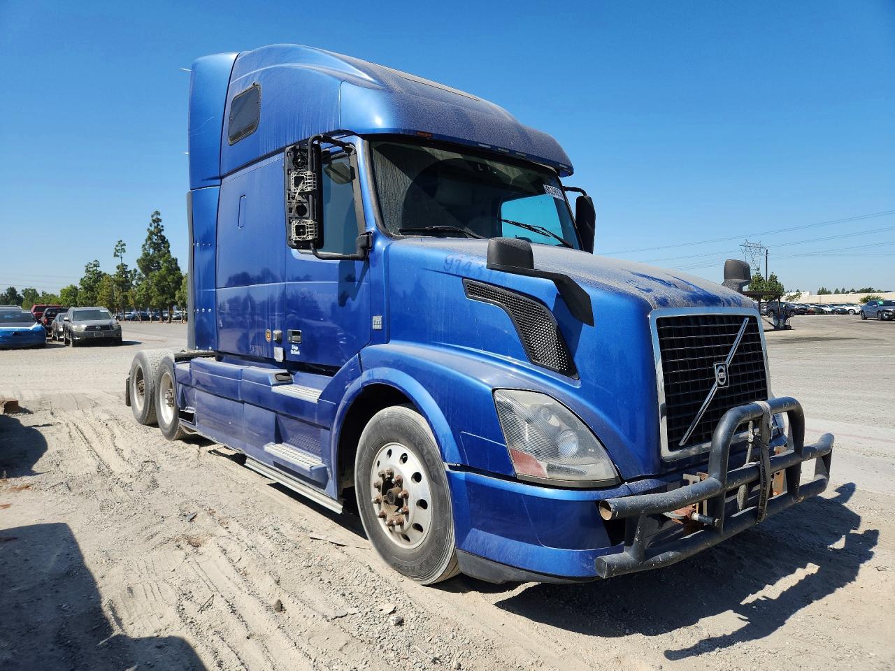 2014 VOLVO TRUCK — снимка 4