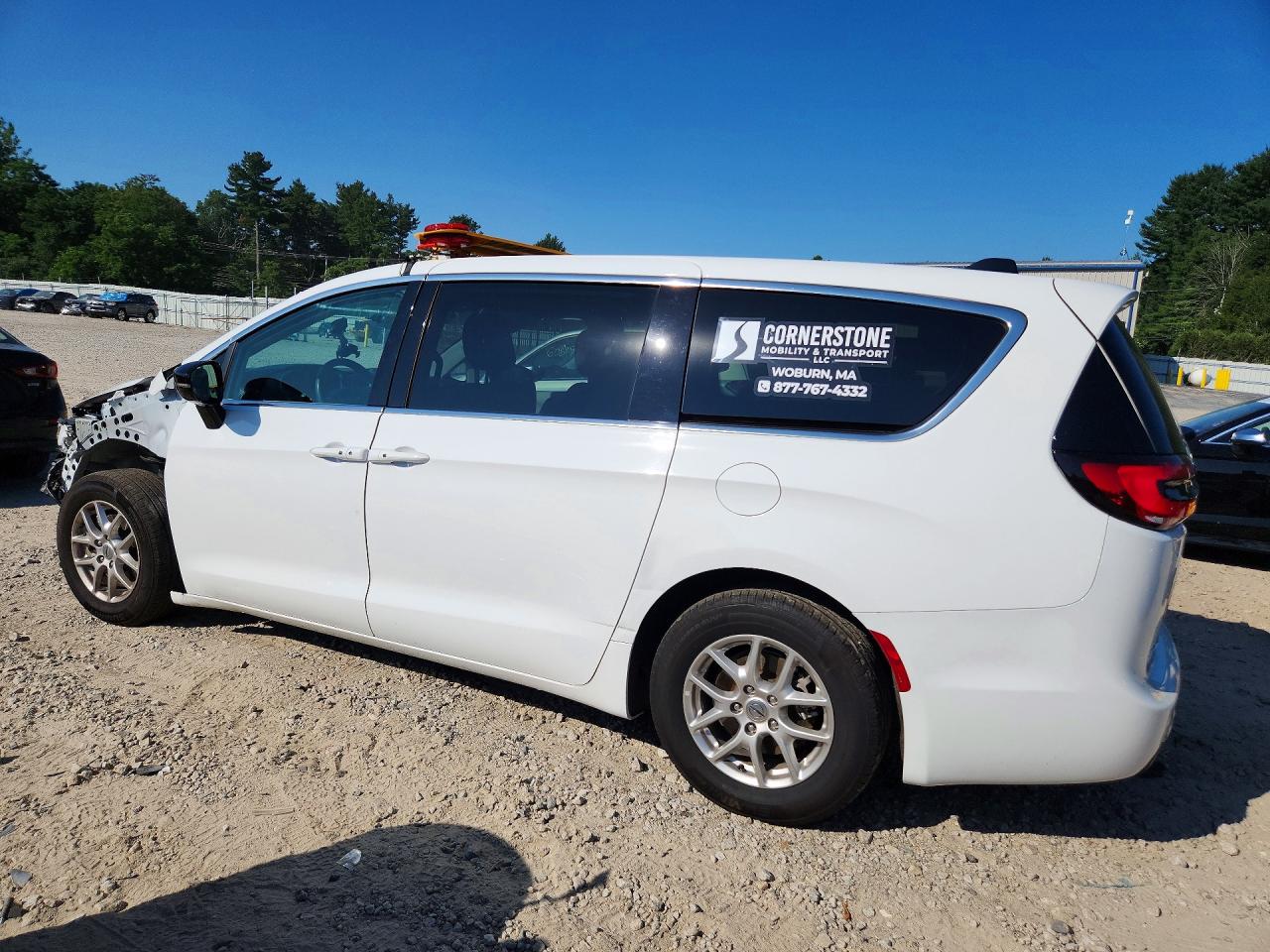 2024 CHRYSLER PACIFICA TOURING L — снимка 2
