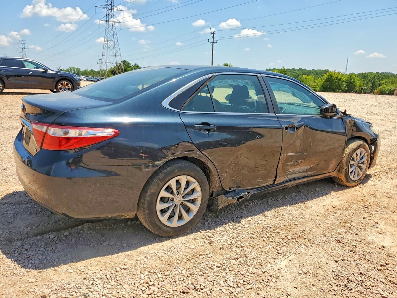 2016 TOYOTA CAMRY LE — снимка 3