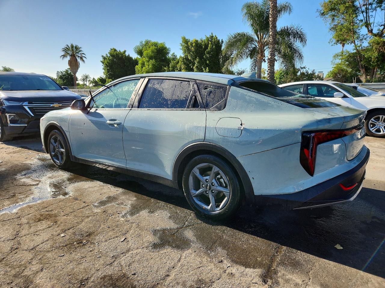 2025 KIA K4 LXS — снимка 2