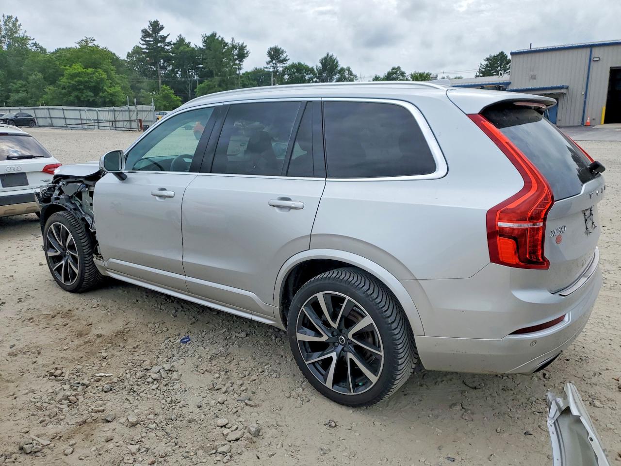2020 VOLVO XC90 T6 MOMENTUM — снимка 2