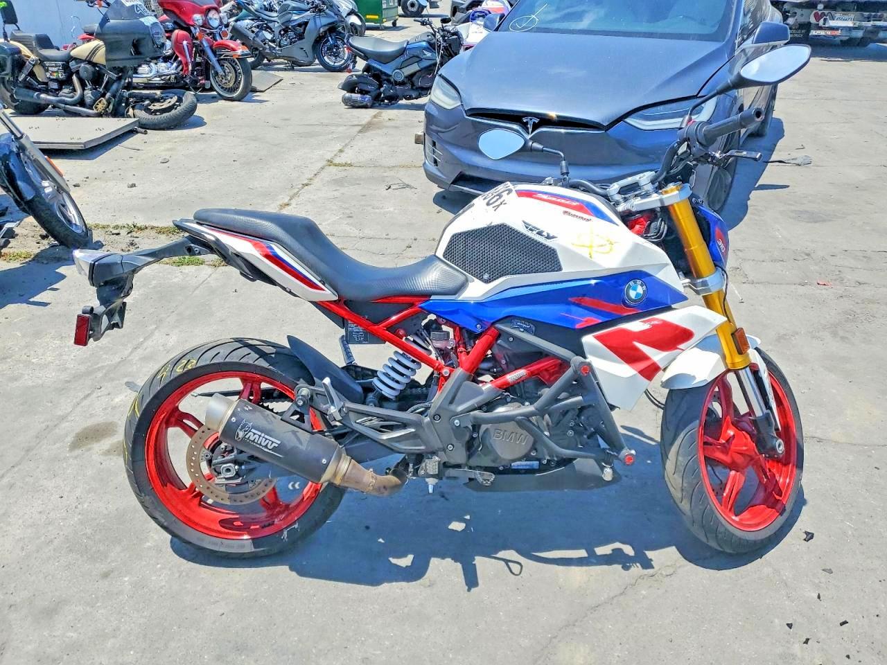 2023 BMW G310 R