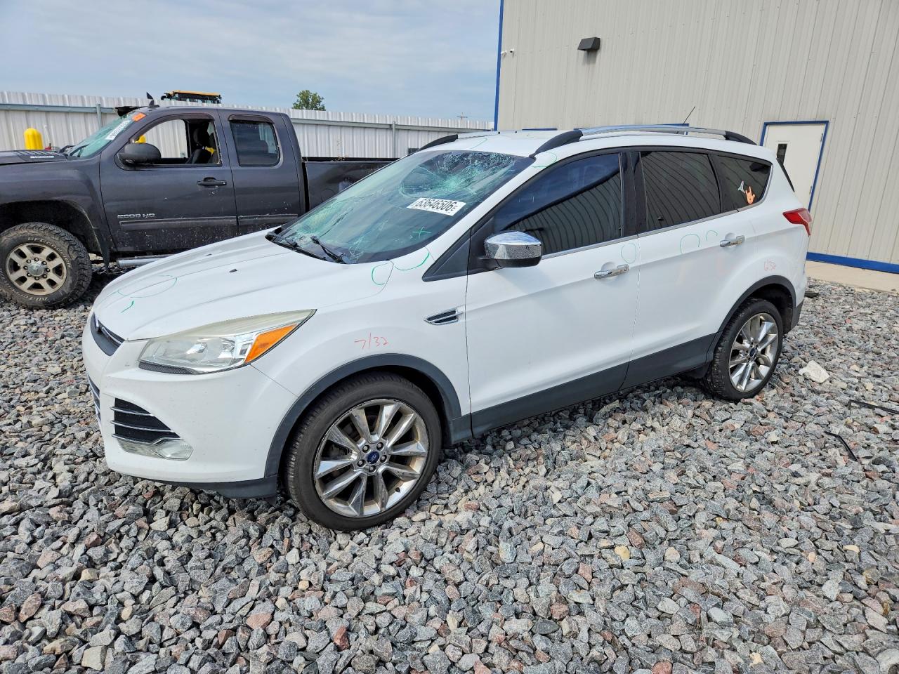 2015 FORD ESCAPE SE