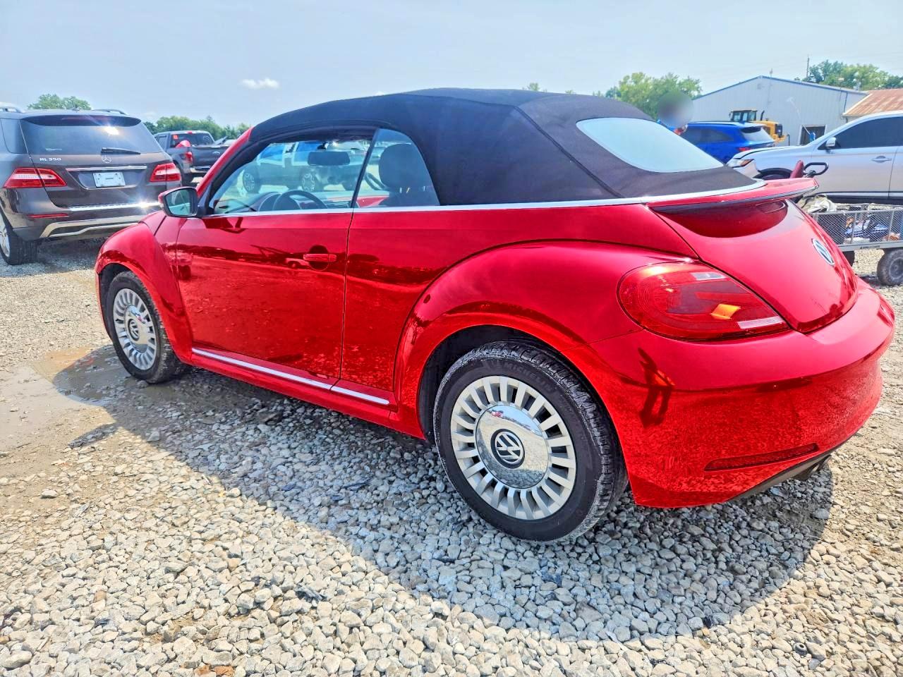 2015 VOLKSWAGEN BEETLE 1.8T — снимка 2