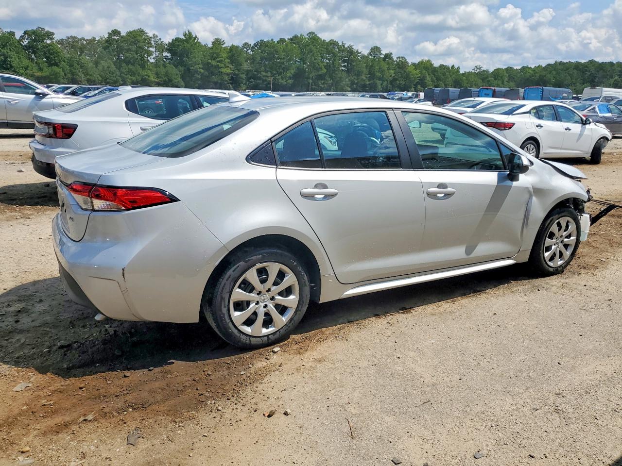 2026 TOYOTA COROLLA LE — снимка 3