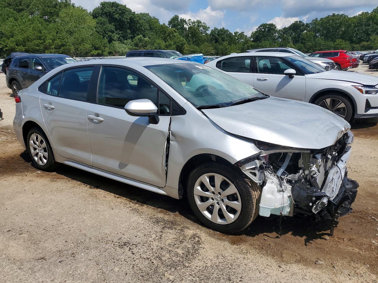 2026 TOYOTA COROLLA LE — снимка 4