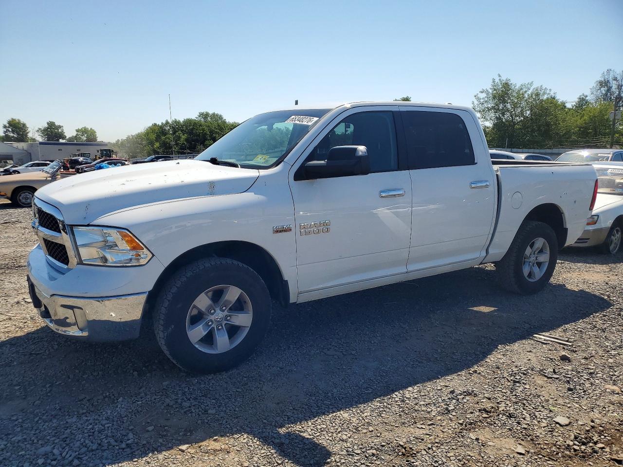 2018 RAM 1500 SLT