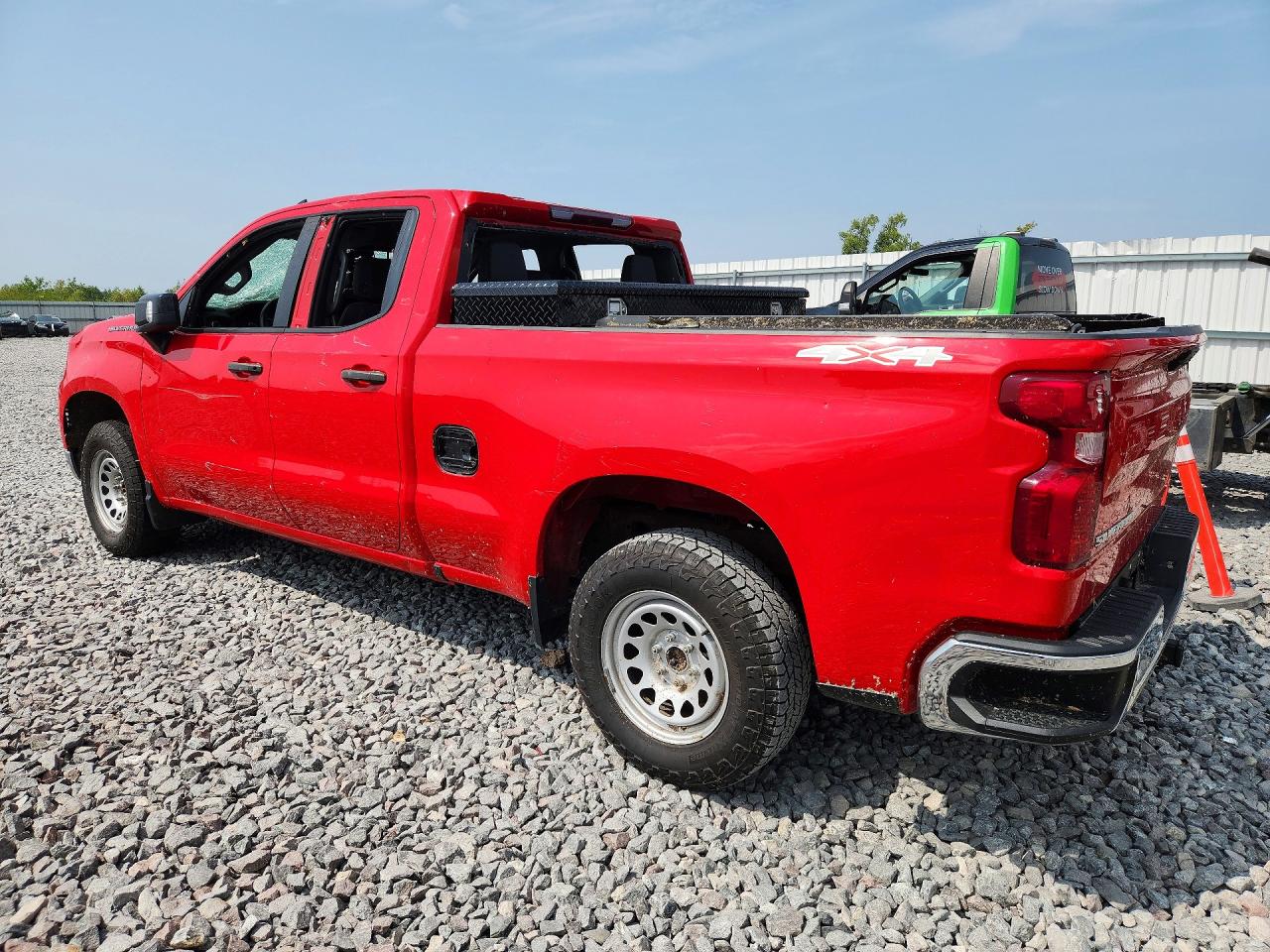 2023 CHEVROLET SILVERADO K1500 — снимка 2