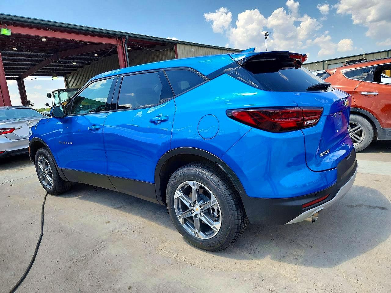 2026 CHEVROLET BLAZER 2LT — снимка 2