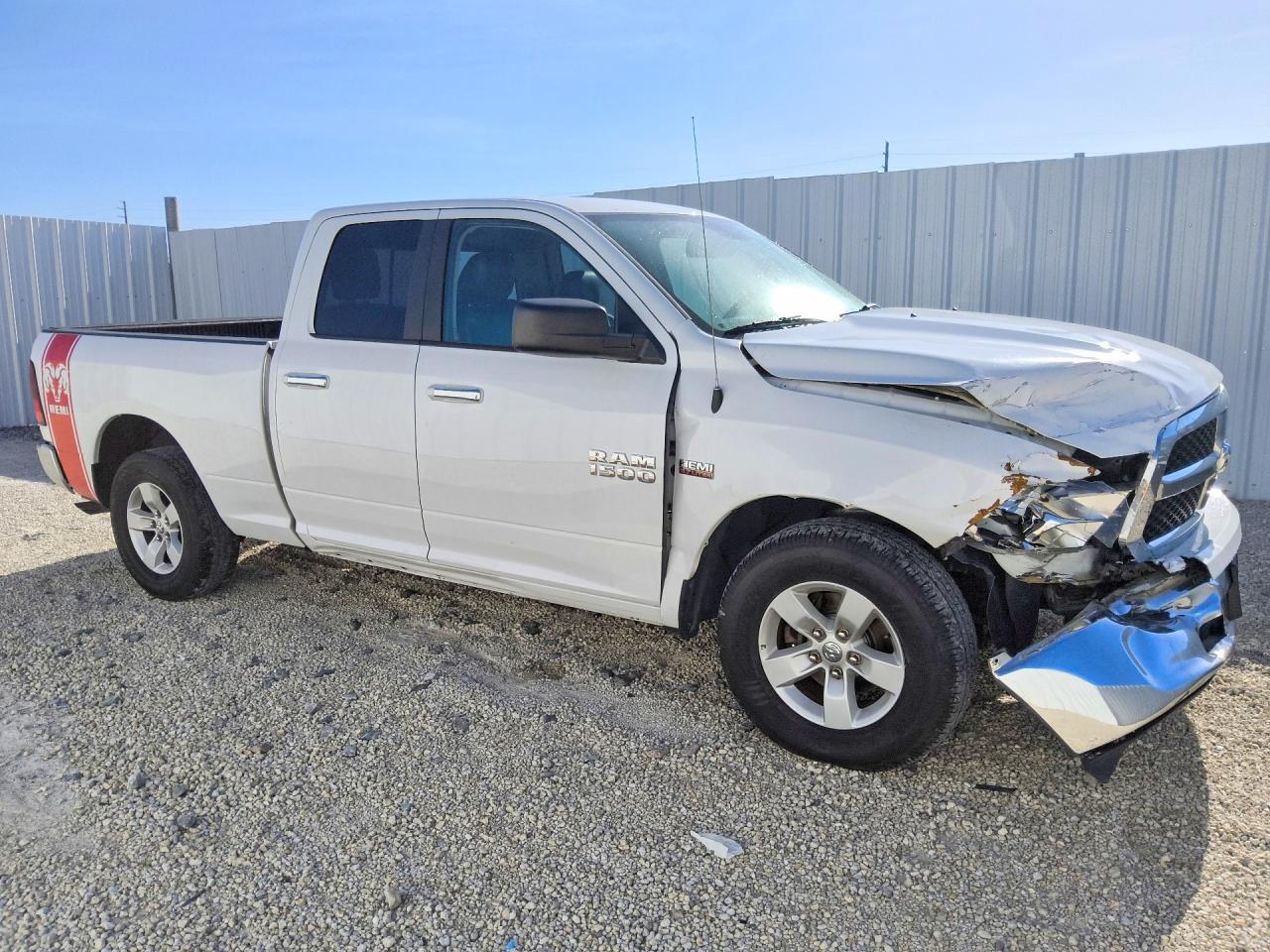 2016 RAM 1500 SLT — снимка 4