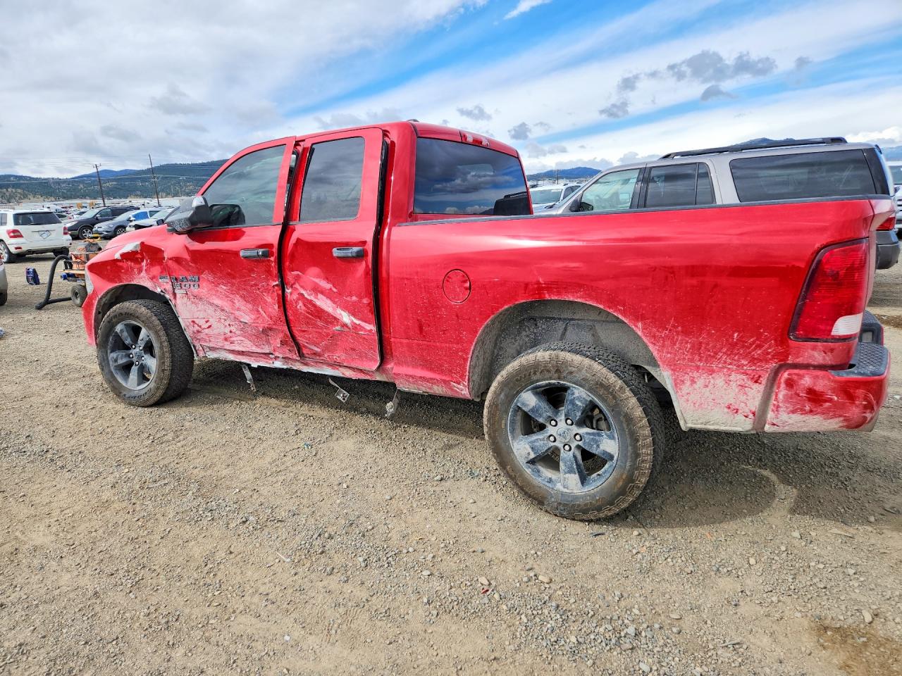 2019 RAM 1500 CLASSIC TRADESMAN — снимка 2