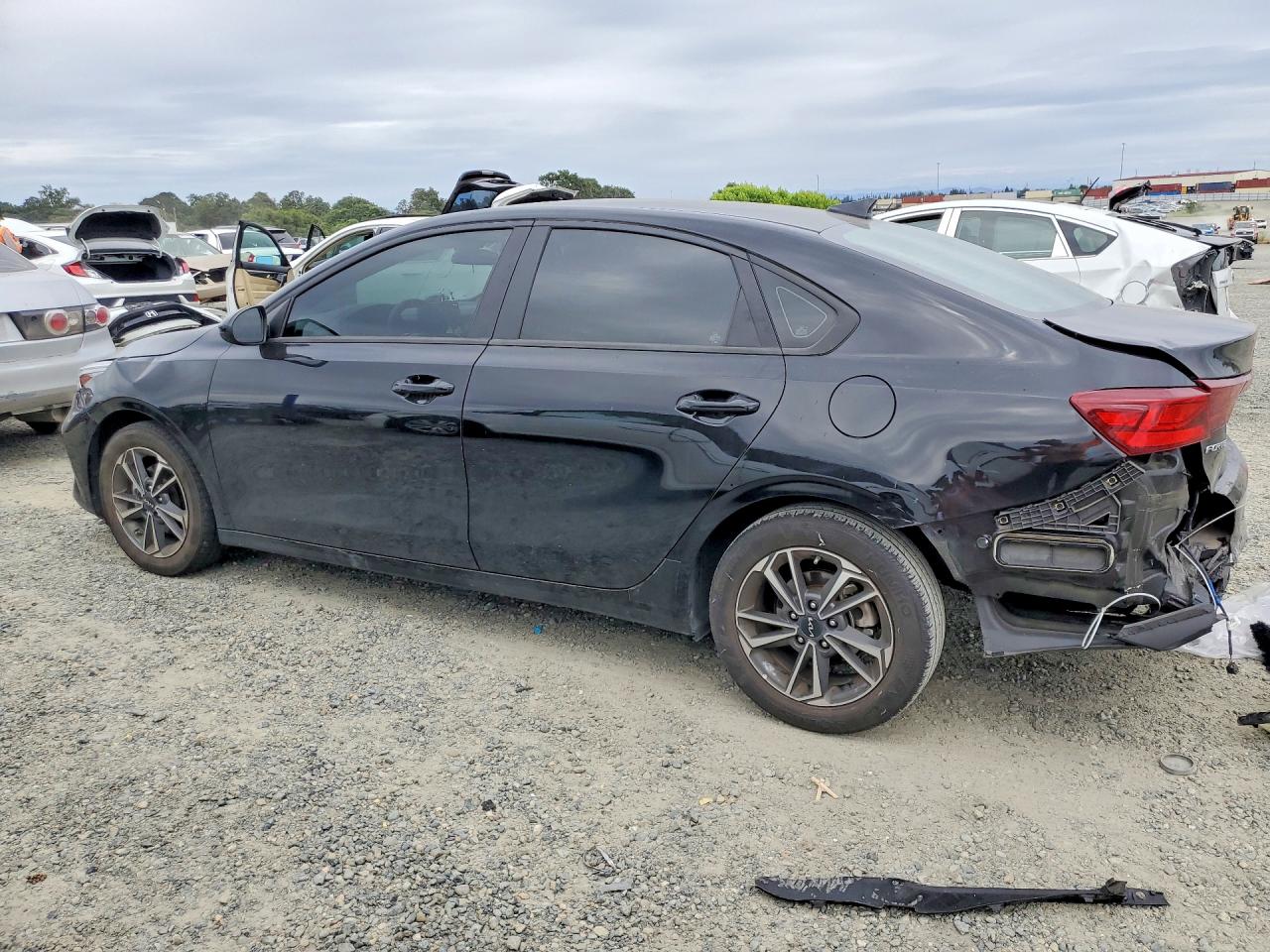 2023 KIA FORTE LXS — снимка 2